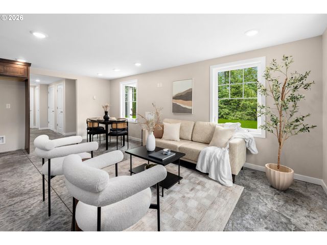 8687 Se 55TH Ave, Portland, OR 97206
