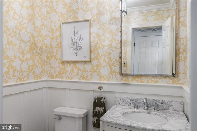 5930 SHETLAND DR, Doylestown, PA 18902