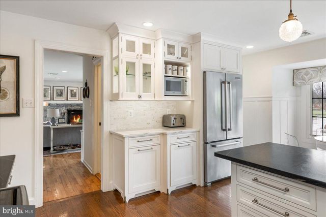 5930 SHETLAND DR, Doylestown, PA 18902