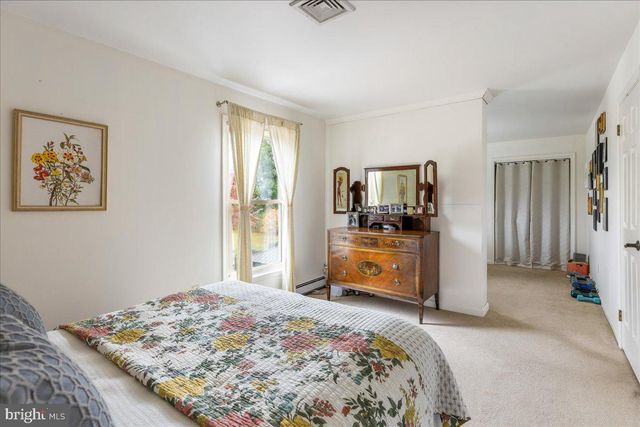 5930 SHETLAND DR, Doylestown, PA 18902