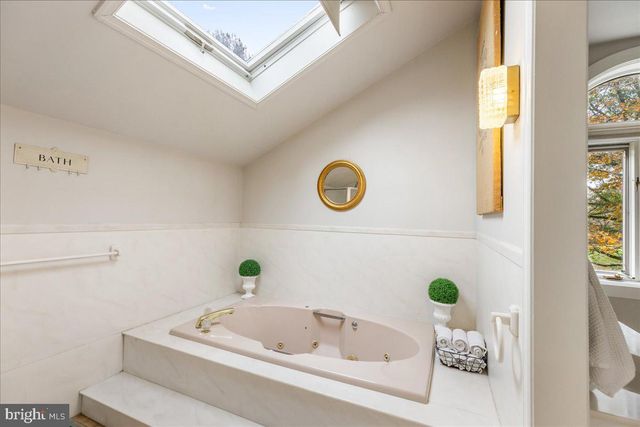 5930 SHETLAND DR, Doylestown, PA 18902