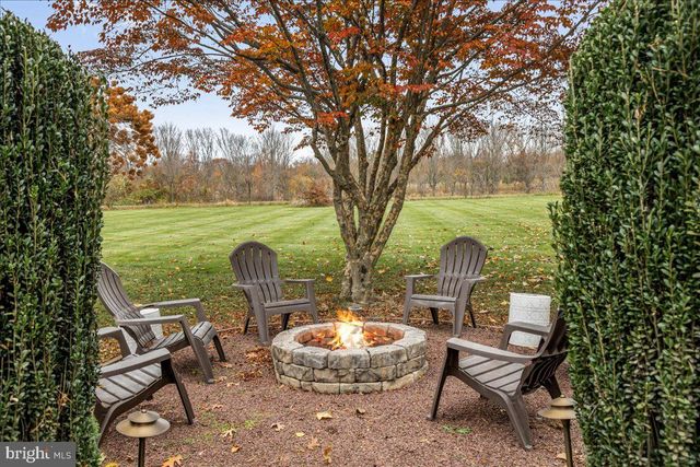 5930 SHETLAND DR, Doylestown, PA 18902