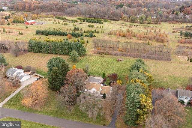 5930 SHETLAND DR, Doylestown, PA 18902