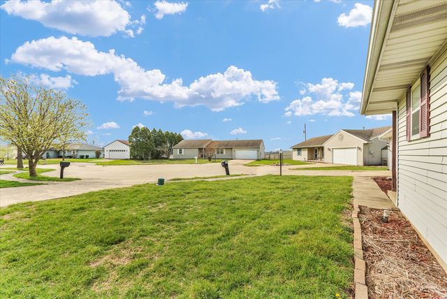 3330 W William Street, Champaign, IL 61821