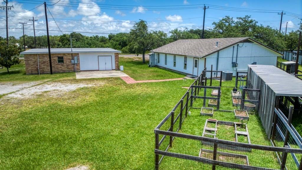 102 Woodhaven Dr, Ingleside on the Bay, TX 78362 — exterior