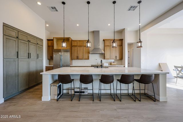 17735 W Dale Lane, Surprise, AZ 85387