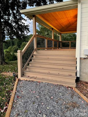 255 Dix Creek No 1 Road, Leicester, NC 28748