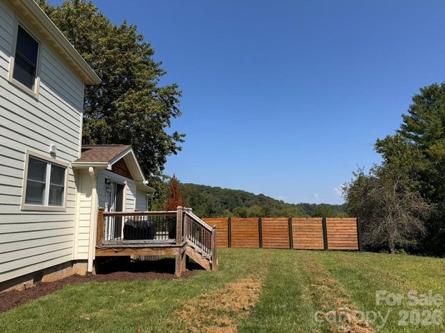 255 Dix Creek No 1 Road, Leicester, NC 28748