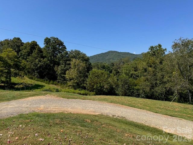 255 Dix Creek No 1 Road, Leicester, NC 28748