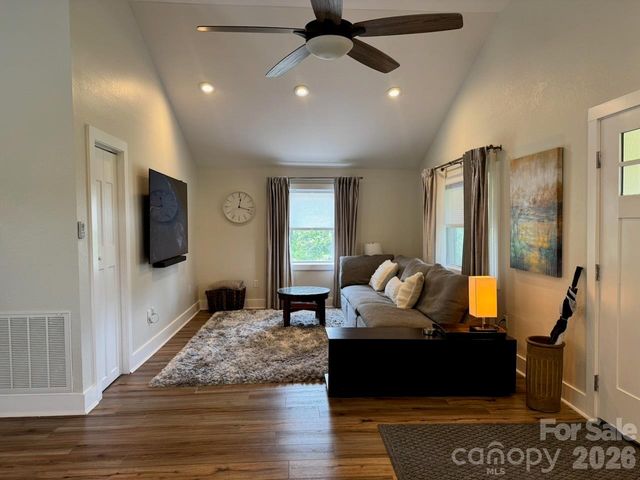 255 Dix Creek No 1 Road, Leicester, NC 28748