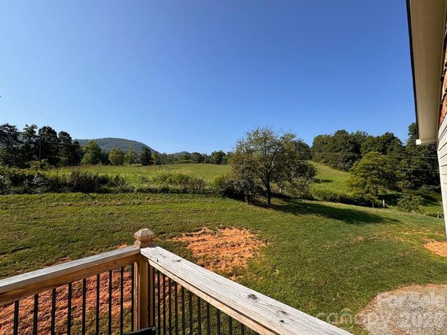 255 Dix Creek No 1 Road, Leicester, NC 28748