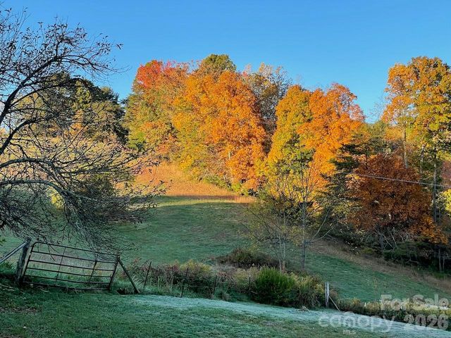 255 Dix Creek No 1 Road, Leicester, NC 28748