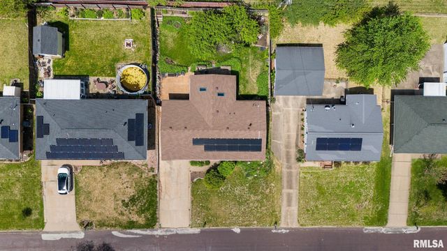 1917 W DAYTONA Drive, Peoria, IL 61614