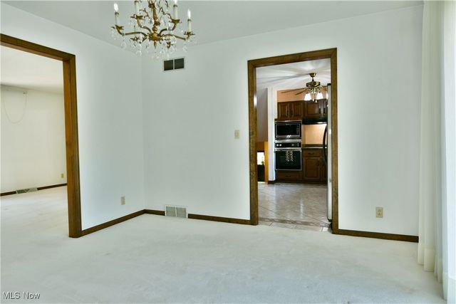 6632 Harrington Avenue, Youngstown, OH 44512