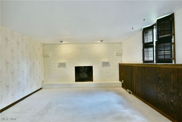 6632 Harrington Avenue, Youngstown, OH 44512