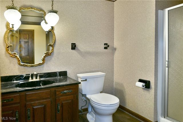 6632 Harrington Avenue, Youngstown, OH 44512