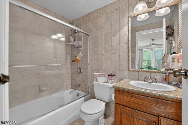 37 Quail Ct, Hardyston Twp., NJ 07419