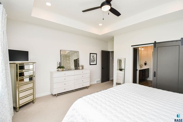 517 N Wildcat Dr Drive, Sioux Falls, SD 57110