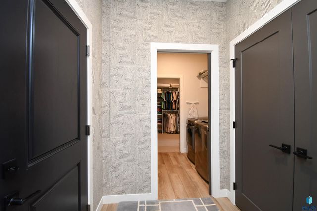 517 N Wildcat Dr Drive, Sioux Falls, SD 57110