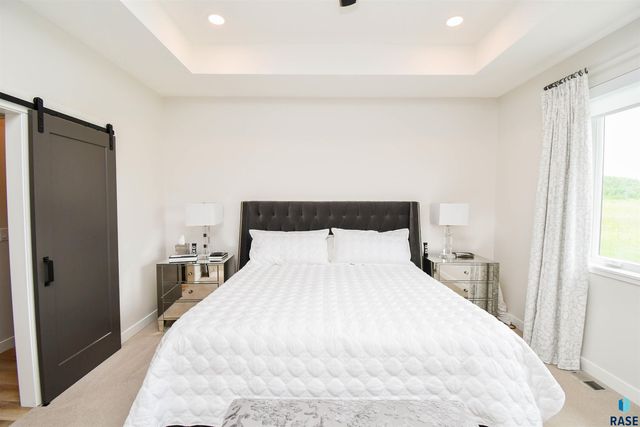 517 N Wildcat Dr Drive, Sioux Falls, SD 57110