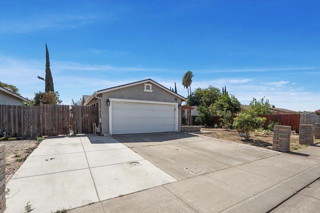 334 Osage Pl, Lathrop, CA 95330