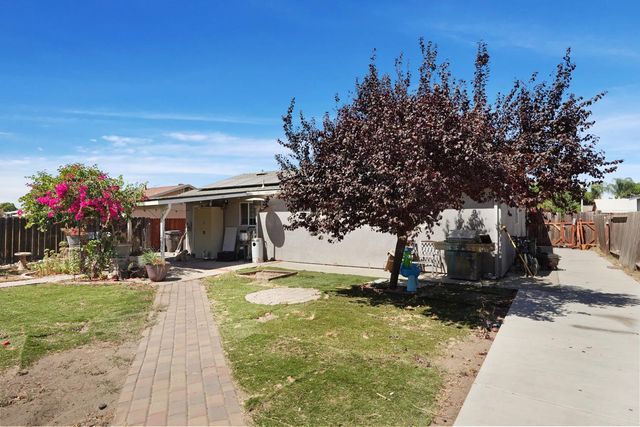 334 Osage Pl, Lathrop, CA 95330