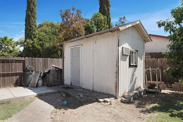 334 Osage Pl, Lathrop, CA 95330