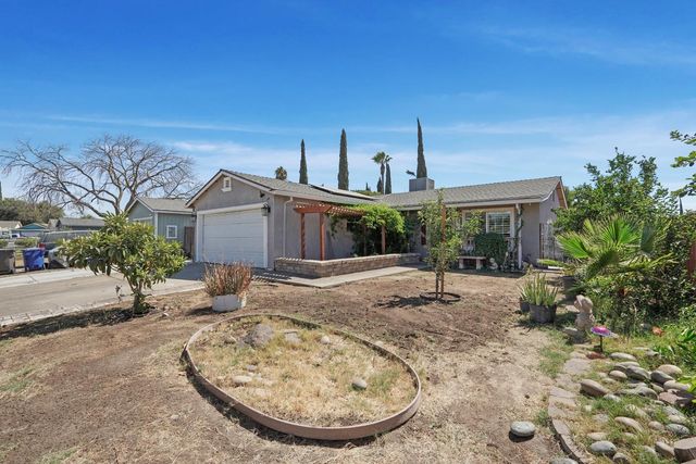 334 Osage Pl, Lathrop, CA 95330