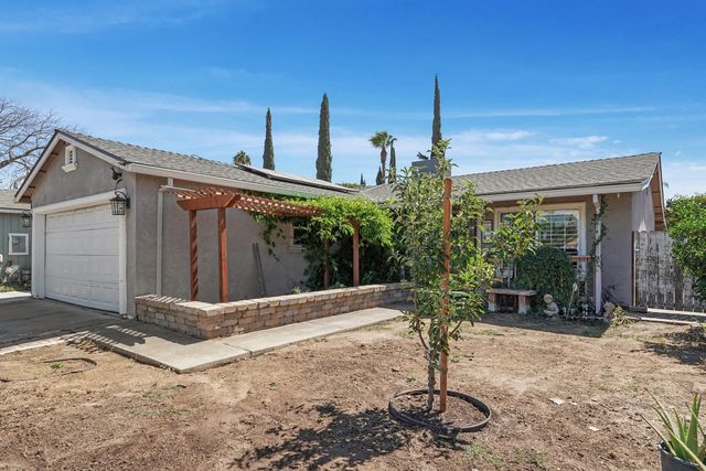 334 Osage Pl, Lathrop, CA 95330