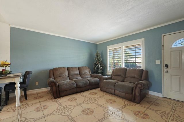 334 Osage Pl, Lathrop, CA 95330