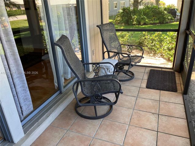 18349 SE Wood Haven Ln A, Jupiter, FL 33469
