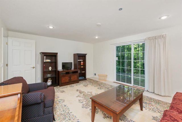 20 Centerview Road, Atkinson, NH 03811