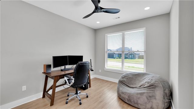 872 Round Top Street, Prairie Grove, AR 72753