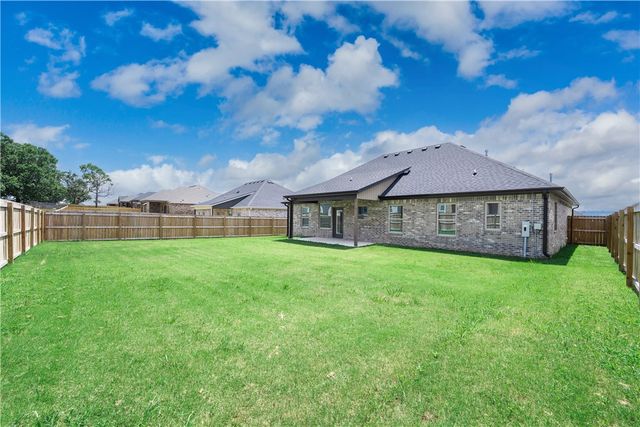 872 Round Top Street, Prairie Grove, AR 72753