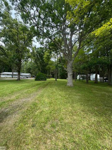 6630 Holland Street, Algonac, MI 48001