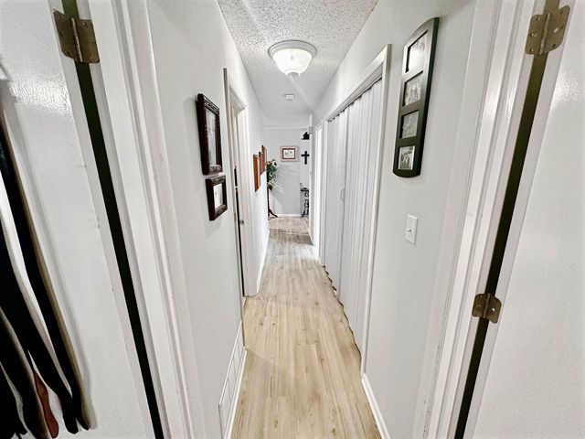 105 Seminole Ct, Hot Springs, AR 71901