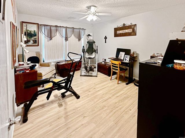 105 Seminole Ct, Hot Springs, AR 71901