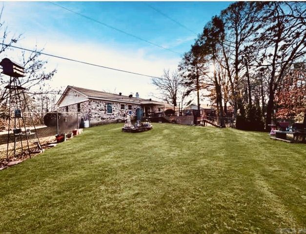 105 Seminole Ct, Hot Springs, AR 71901