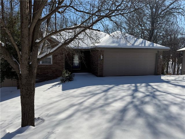 5 Wickham Lane, Bella Vista, AR 72714