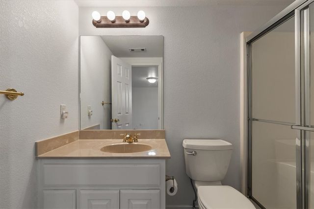 5 Wickham Lane, Bella Vista, AR 72714