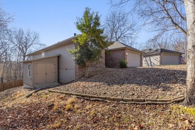 5 Wickham Lane, Bella Vista, AR 72714