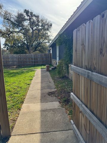 9551 Lechner Road G, Fort Worth, TX 76179