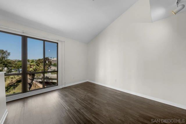 1501 Front Street 613, San Diego, CA 92101
