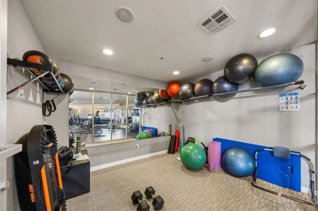 1501 Front Street 613, San Diego, CA 92101