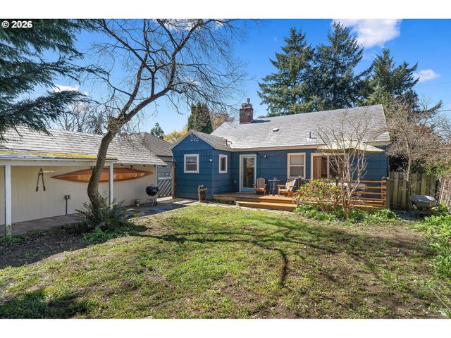 2926 Ne 77TH Pl, Portland, OR 97213