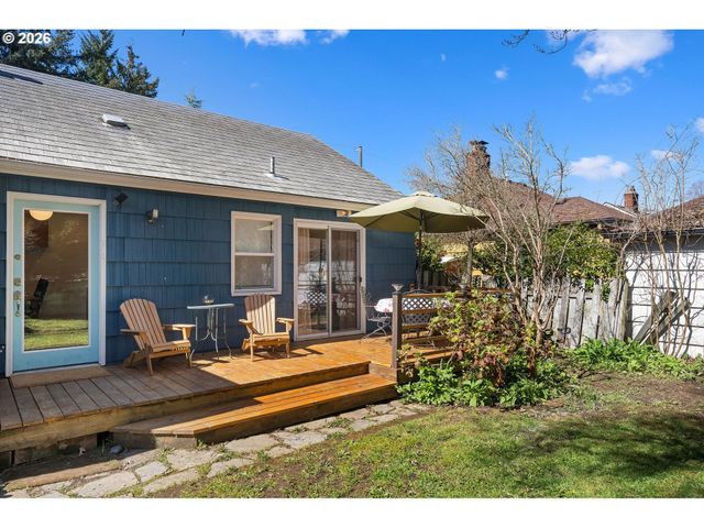 2926 Ne 77TH Pl, Portland, OR 97213