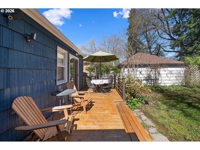 2926 Ne 77TH Pl, Portland, OR 97213