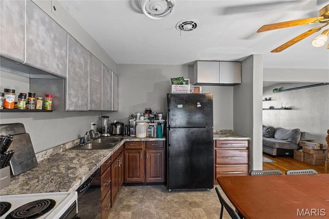 8644 Harold Drive, Berkeley, MO 63134