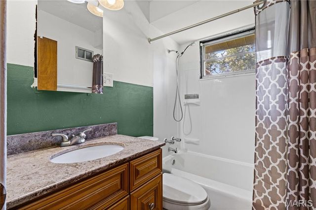 8644 Harold Drive, Berkeley, MO 63134