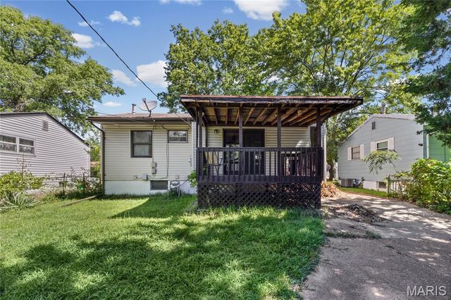 8644 Harold Drive, Berkeley, MO 63134